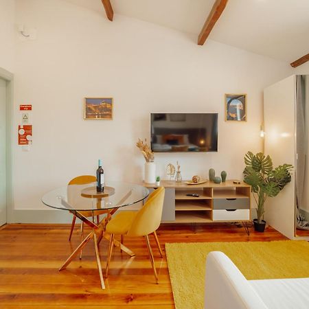 Downtown Suites By Vacationy Porto Exterior photo