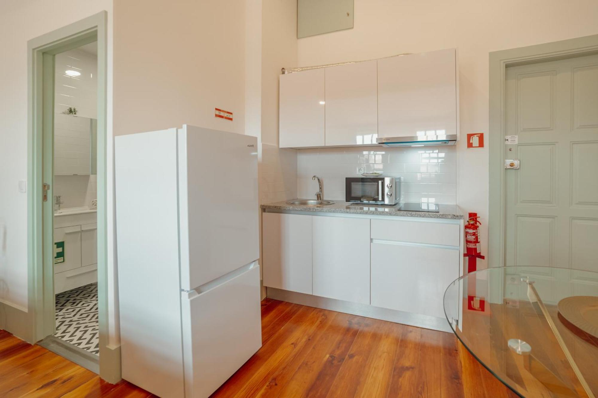 Downtown Suites By Vacationy Porto Exterior photo