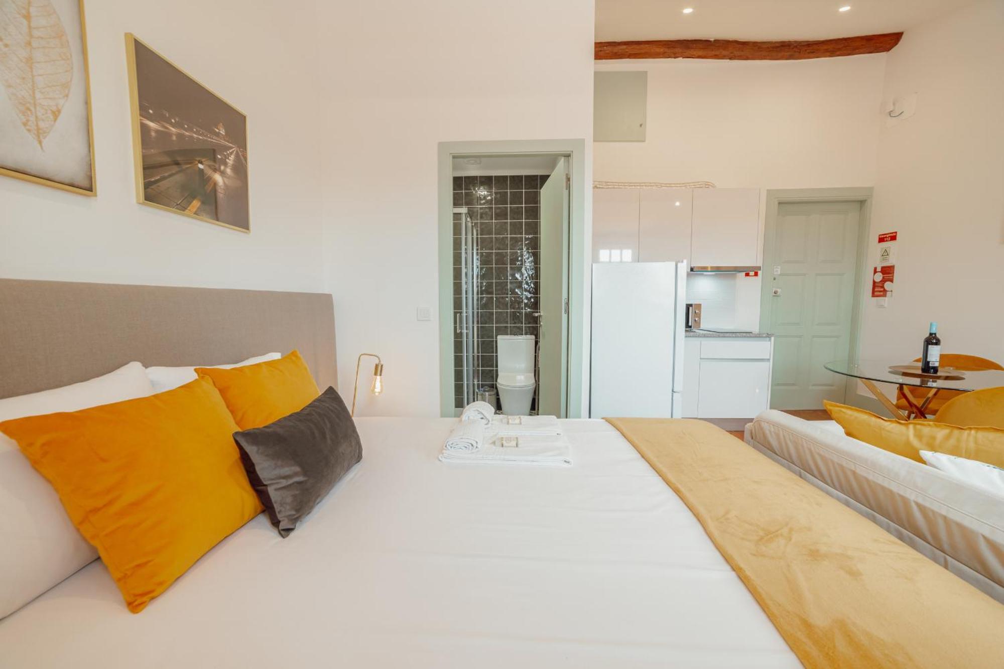 Downtown Suites By Vacationy Porto Exterior photo