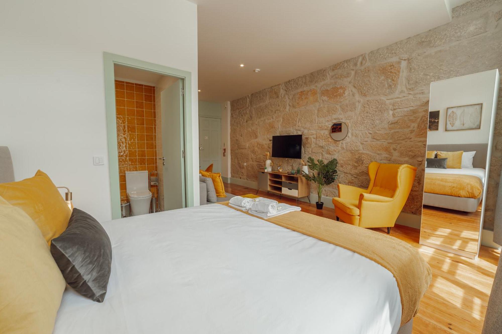 Downtown Suites By Vacationy Porto Exterior photo