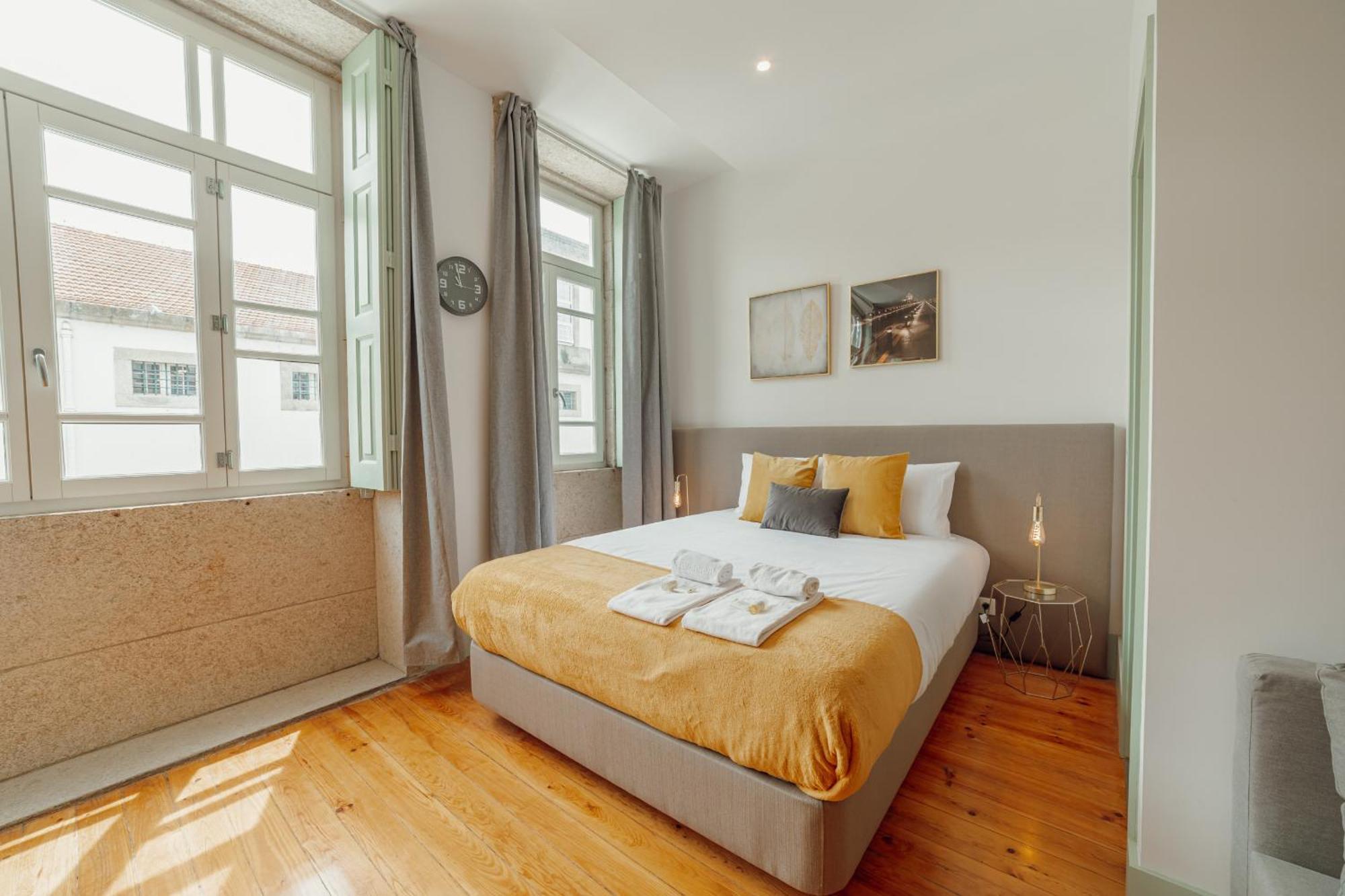 Downtown Suites By Vacationy Porto Exterior photo